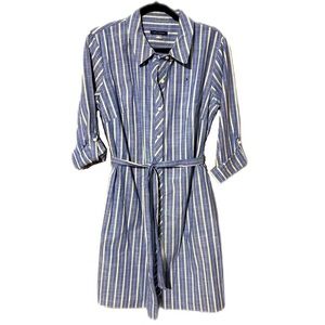Tommy Hilfiger shirt dress with pockets and belt. Size 10